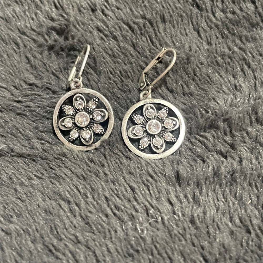 Elegant Silver Floral Earrings